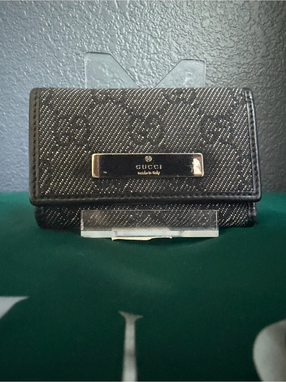 Gucci Black GG Canvas key holder  with Plaque